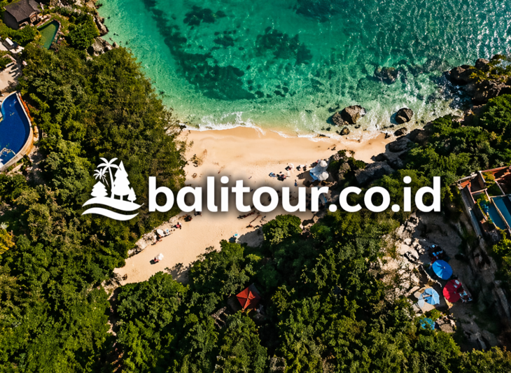  pantai padang padang